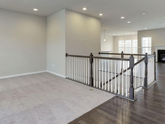 4th image of 9403 Pirouette Ct