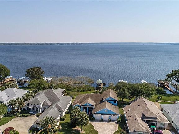 3rd image of 6298 Sailboat Ave