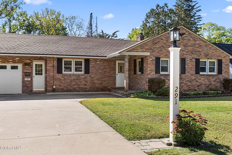 3rd image of 291 Vley Road