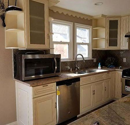 3rd image of 720 S Del Mar Ave