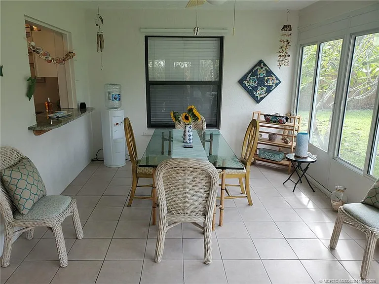 590 NE Lima Vias — Photo 18