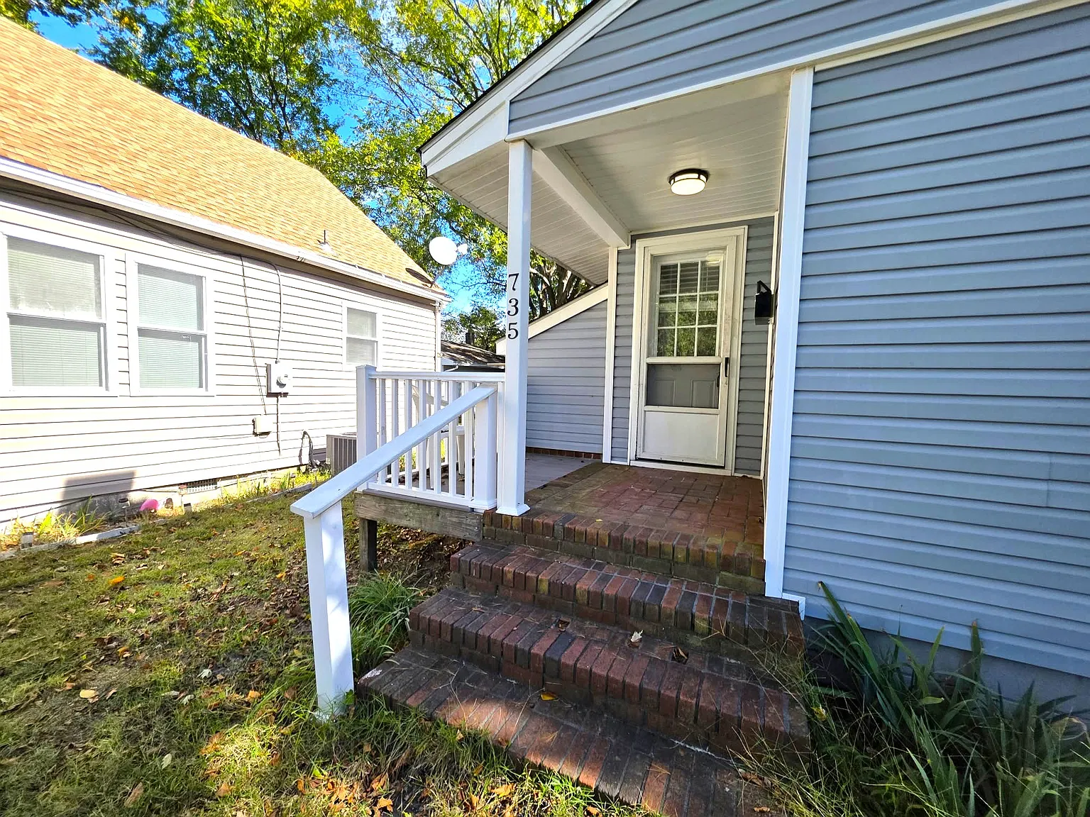 735 Jackson Street - 1 — Photo 2