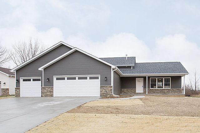 1st image of 15538 Deer Path Dr