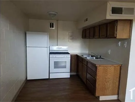 423 Dallas St SE #A — Photo 6
