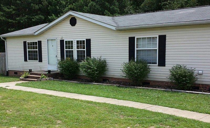 1st image of 143 Mountain Meadows Dr