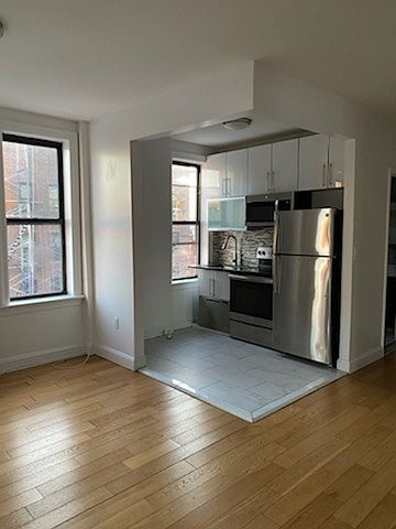 1st image of 181 Mac Dougal St #4R