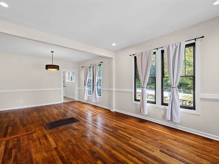 5401 Shauff Pl — Photo 3