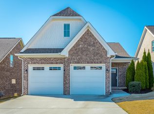 8198 Double Eagle Ct, Ooltewah, TN 37363