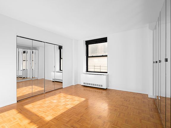 3rd image of 201 W 74th St APT 7J