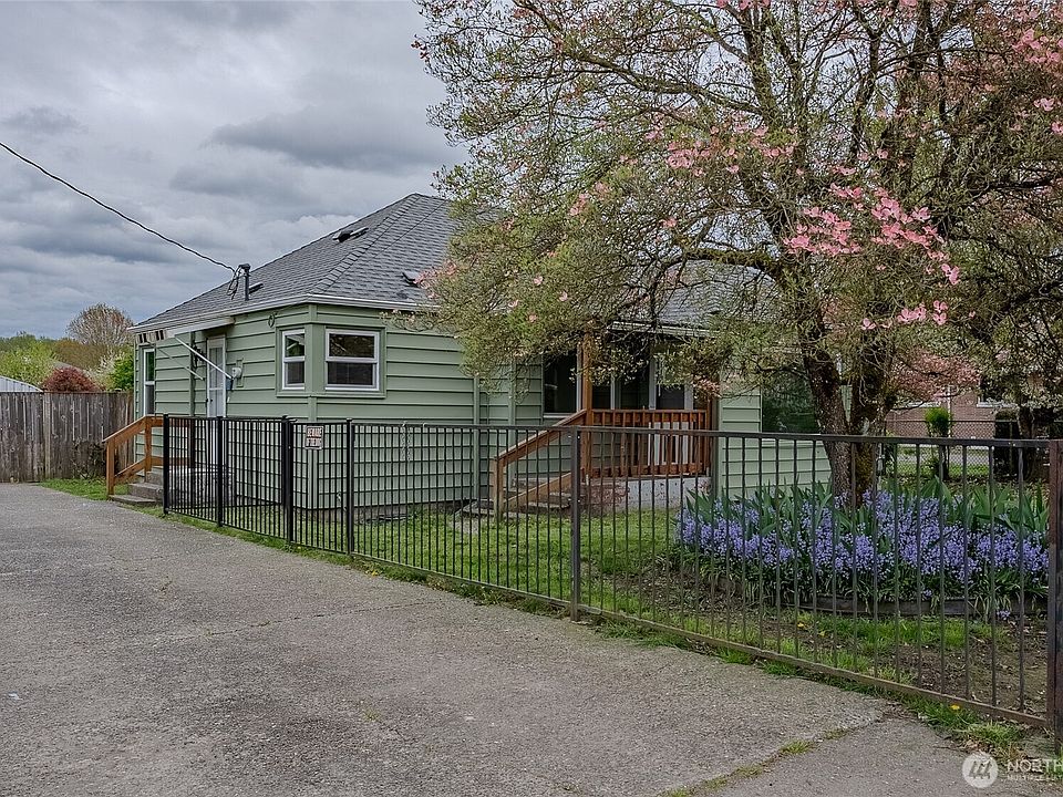 1st image of 150 R Street SE