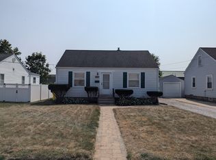 307 W Main St, Griffith, IN 46319