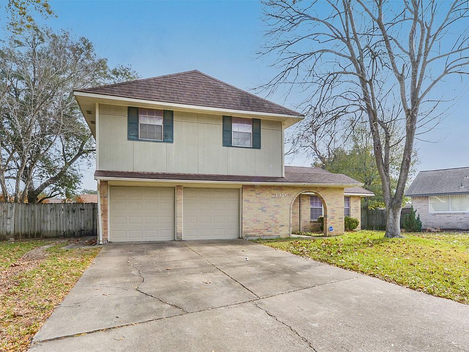 1st image of 1926 Pear Creek Cir