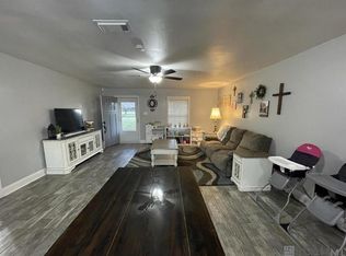 19077 Willie Ln, Livingston, LA 70754