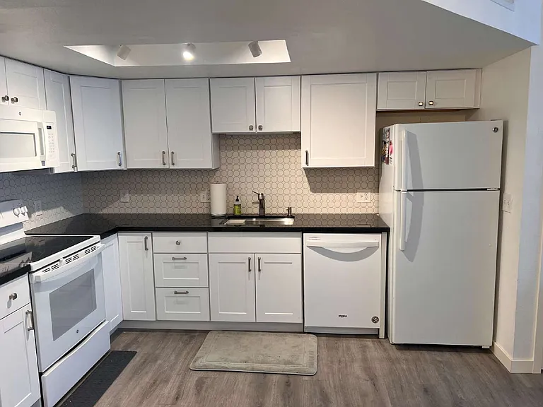 8701 Huron St #3-209 — Photo 9