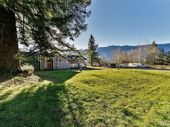 4th image of 13421 432nd Ave NE