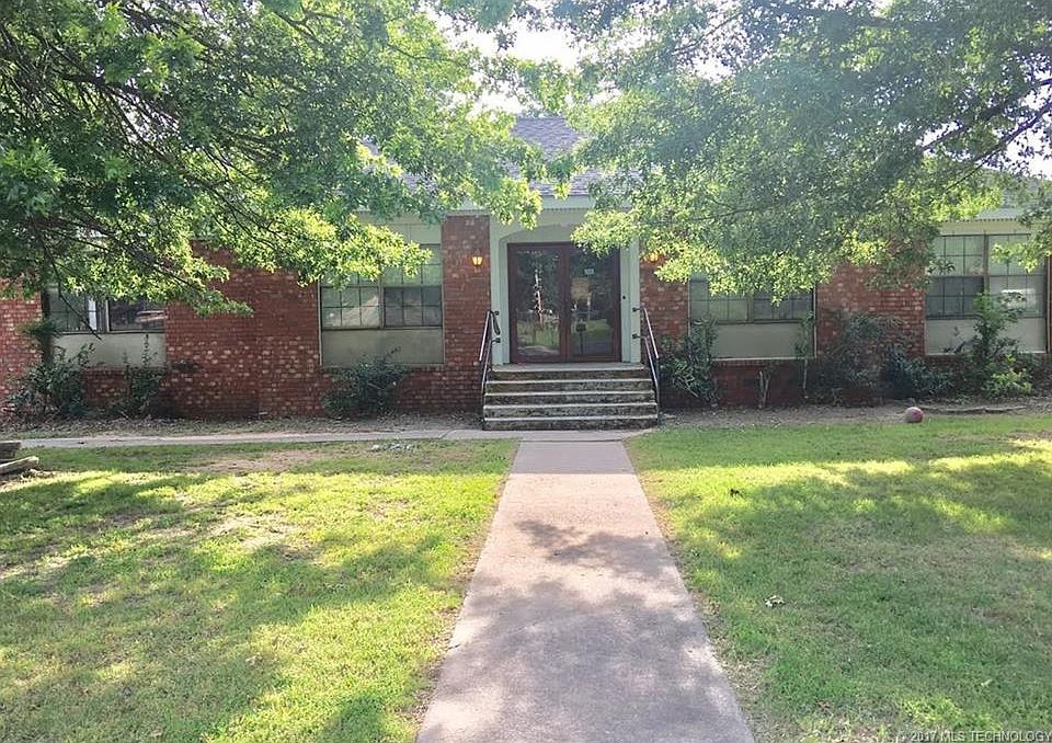 1st image of 1212 N Sherman Ave