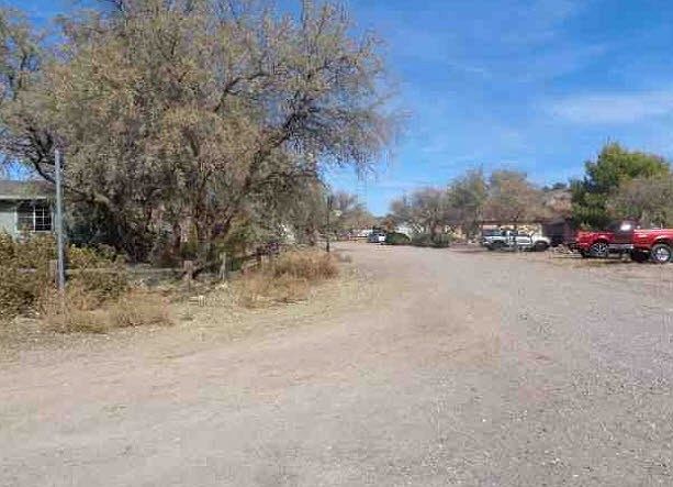 2nd image of 5520 N Barbara Ln