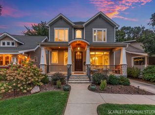 628 N Brainard St, Naperville, IL 60563