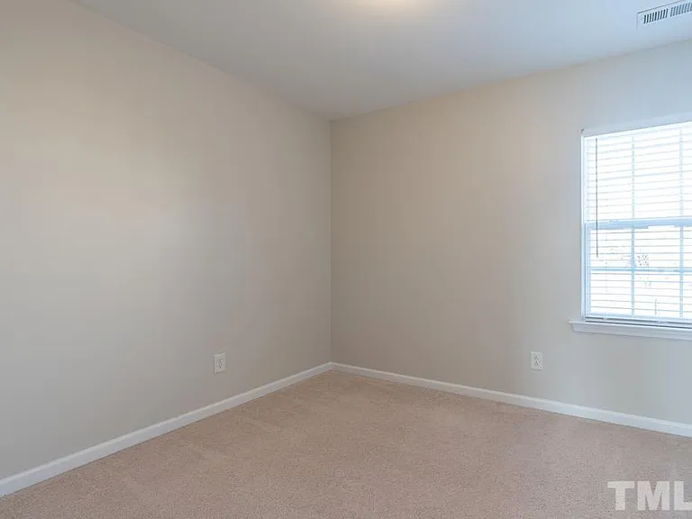 401 Wellspring Dr — Photo 22