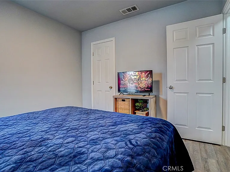 4909 W 117th St — Photo 30