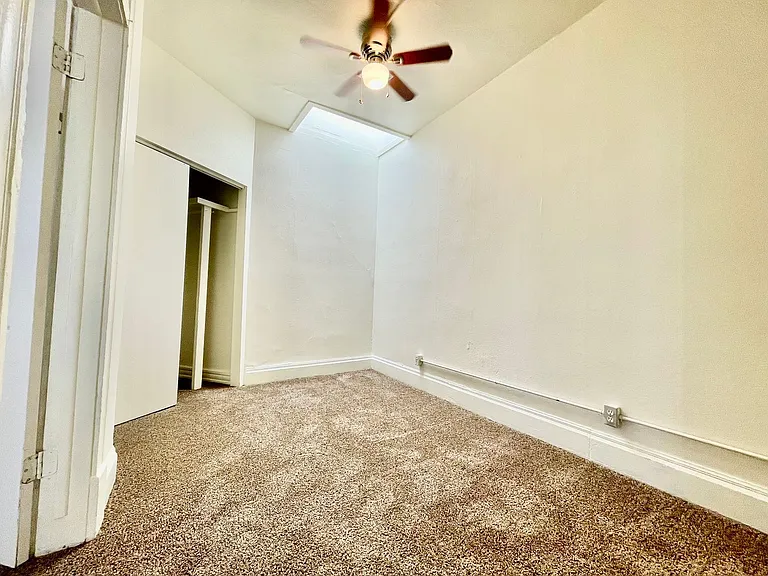 207 Midway Ave — Photo 43