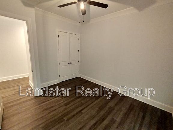 4th image of 10510 Meeting St #201