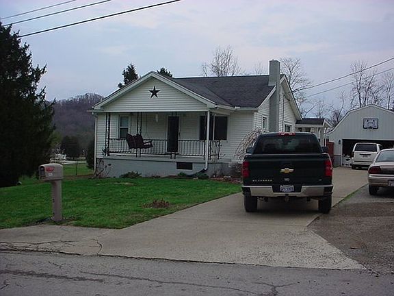 3rd image of 525 Lynx Dr