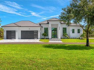 75 25th Ave NW, Naples, FL 34120