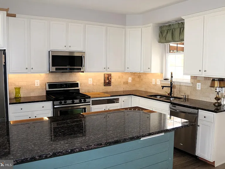 12956 Yellow Jacket Rd — Photo 31