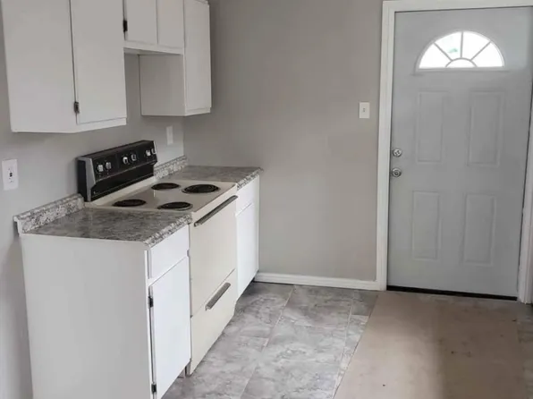 1217 E Ramsey Ave, Fort Worth, TX 76104