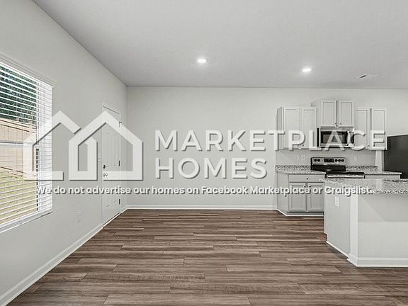 4th image of 261 Oakwood Dr NW