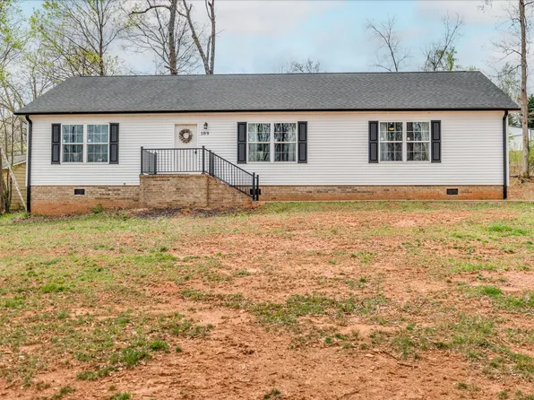 109 Gail Ave, Pickens, SC 29671