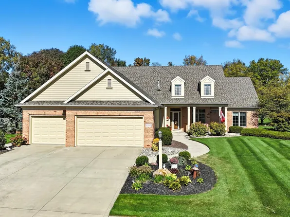 1902 Bent Tree Ct, Auburn, IN 46706