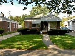 2nd image of 9575 Fielding St