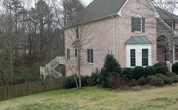 2nd image of 5845 Catalpa Ct