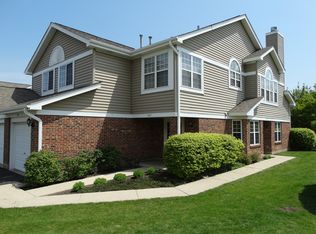 502 Happfield Dr #1212B, Arlington Heights, IL 60004