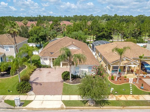 3rd image of 492 Venetian Villa Dr