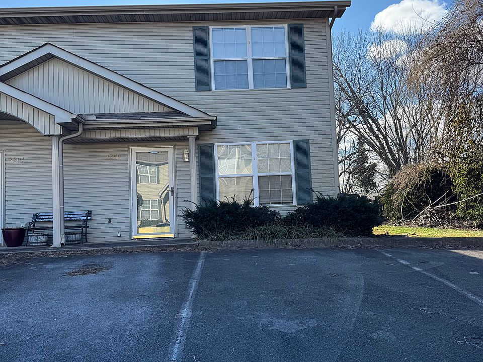 1st image of 3200 Quiet Way