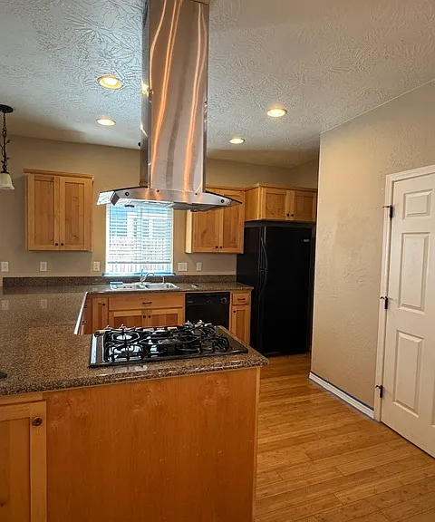 233 Wintersage Cir — Photo 30