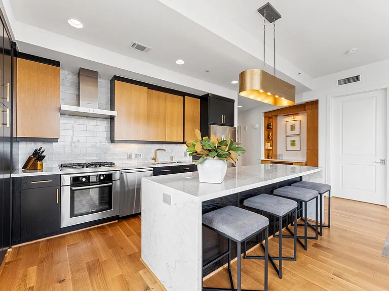 2207 Bancroft St #1104 — Photo 3