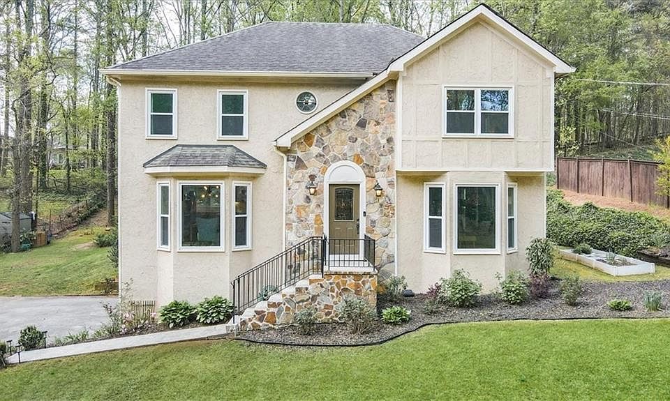 1st image of 3724 Running Fox Dr
