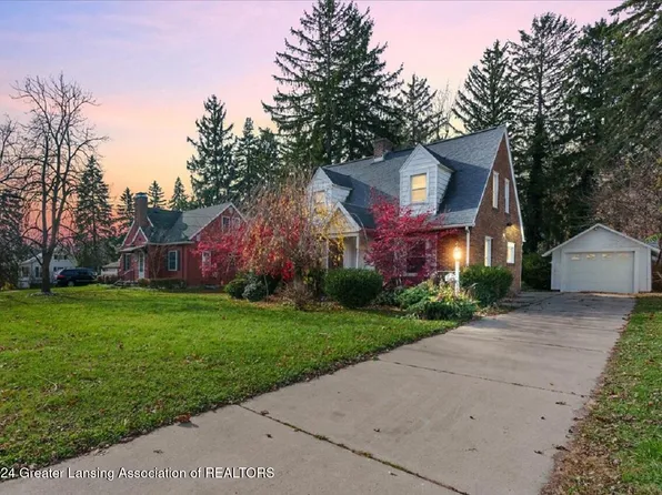 733 Bretton Rd, Lansing, MI 48917