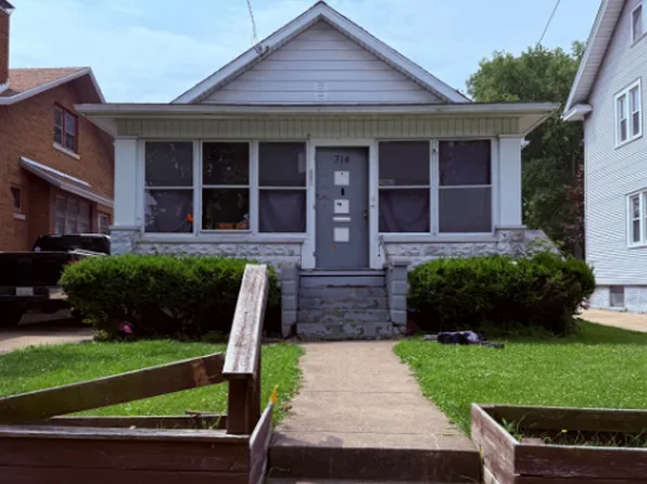 314 E McClure Ave, Peoria, IL 61603