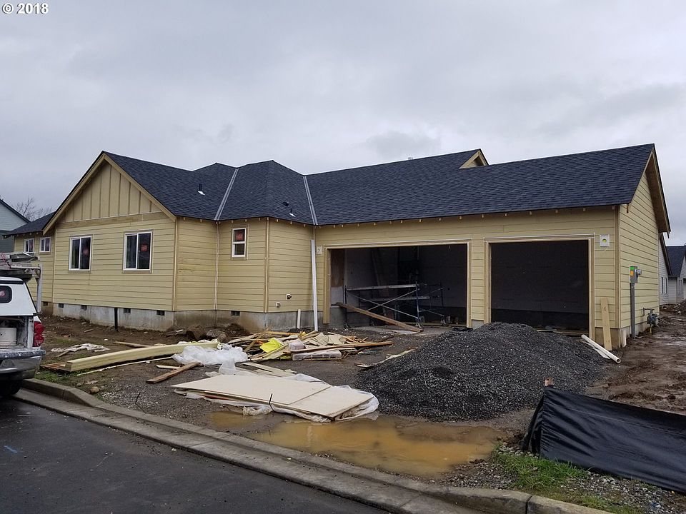 2nd image of 1050 SW 14th Cir