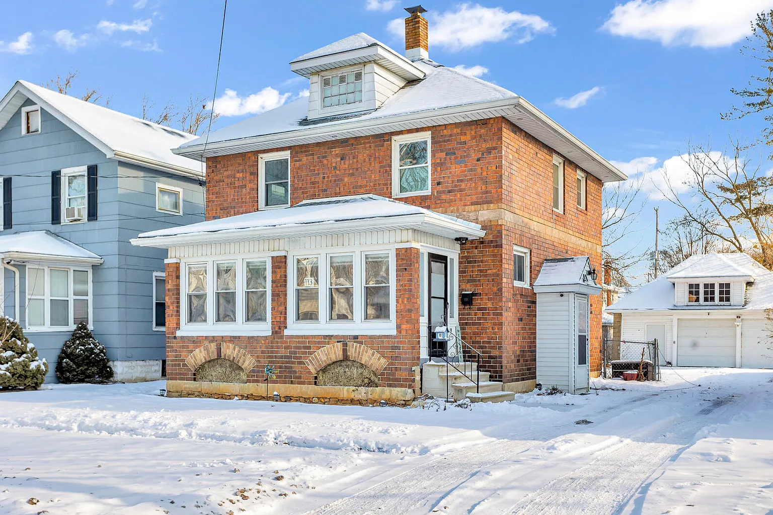 113 N Thompson St photo 1