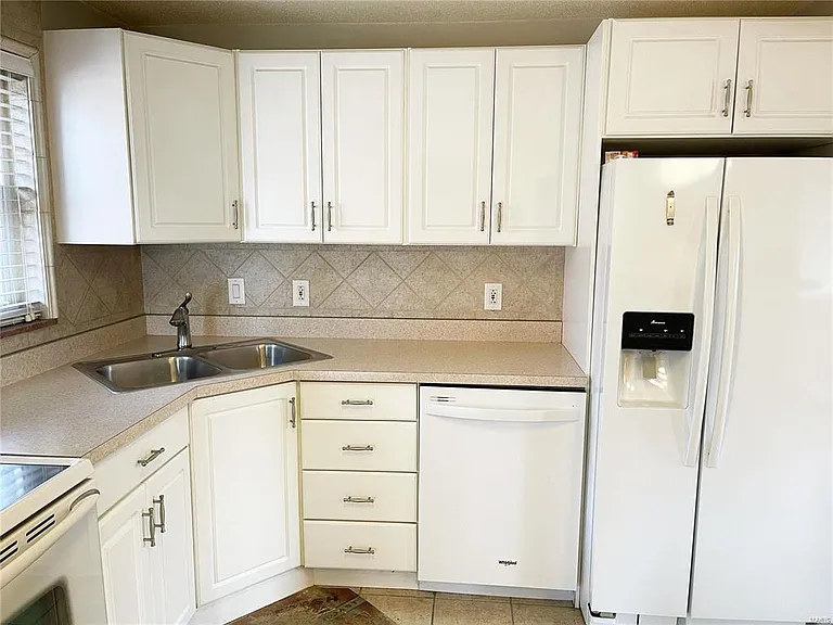 5116 Deville Ave — Photo 13