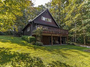 301 Paradise Cir, Morgantown, WV 26508