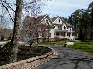 62 Tuckerton Rd, Vincentown, NJ 08088