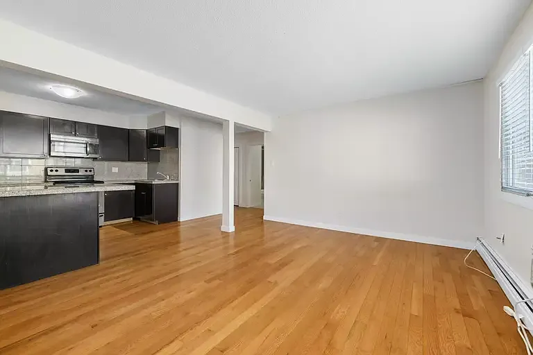 2163 Hamilton St #10 — Photo 3