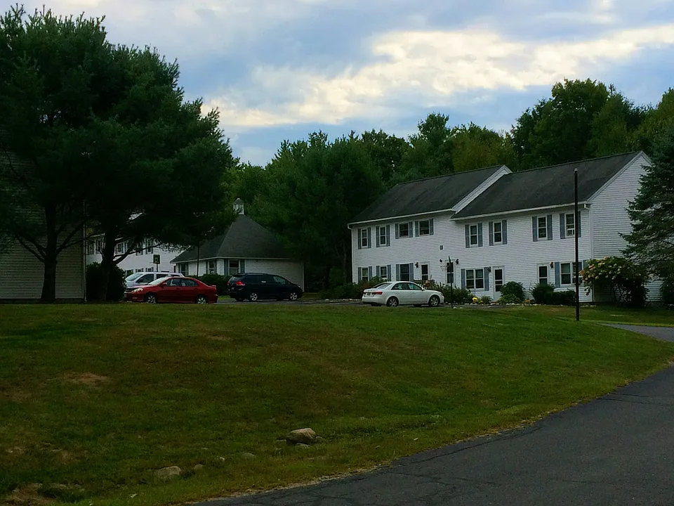 9 Davis Farm Rd #17